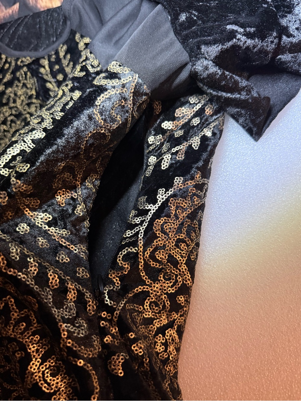VENUS Gold Sequin Black Velvet Midi Dress Sheer Ruffle Sleeve Side Slit - L - Picture 7 of 15